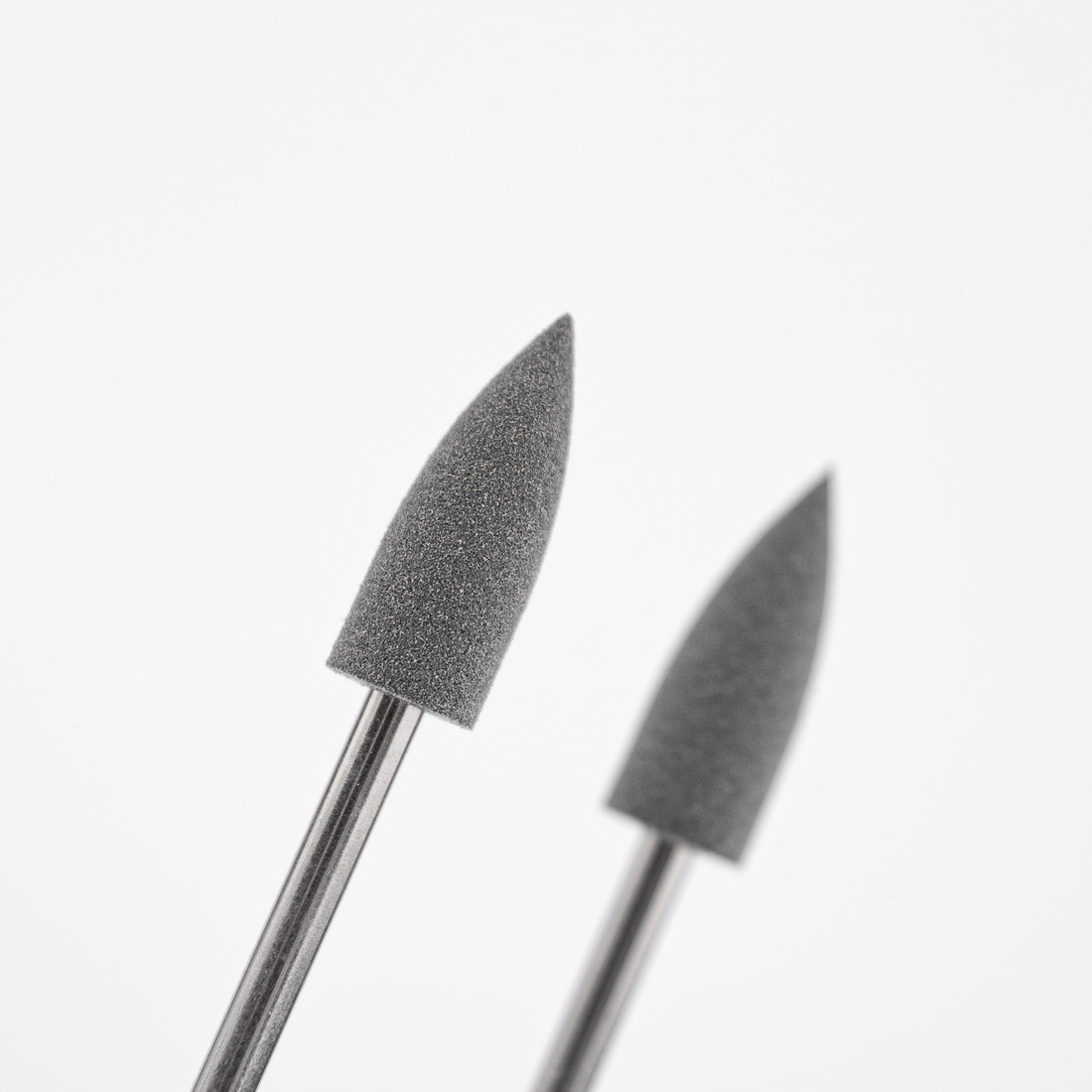 Silicone polishing bit, medium